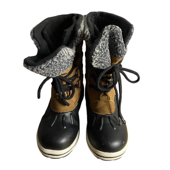 Rugged Outback Women's Waterproof Laced Up Snow Boots - Picture 1 of 9